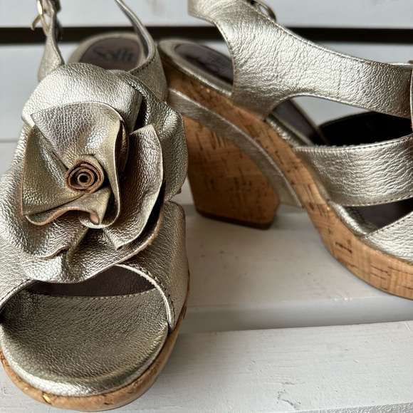Sofft brand platform sandals size 9 - Picture 2 of 6